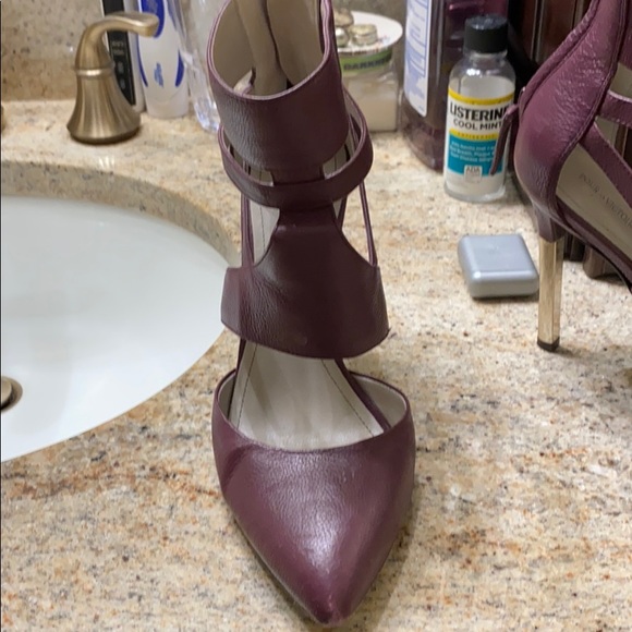Designer shoes - Picture 2 of 3